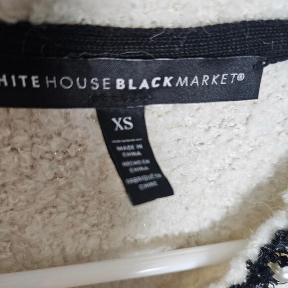 White House Black Market Pearl Detail Cardigan Sweater Sz XS - Picture 6 of 13